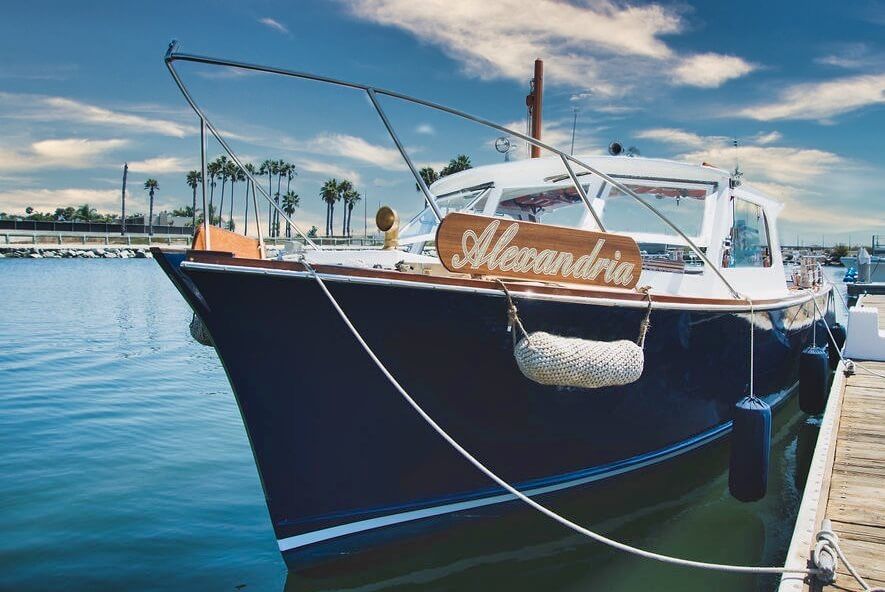 Alexandria bow